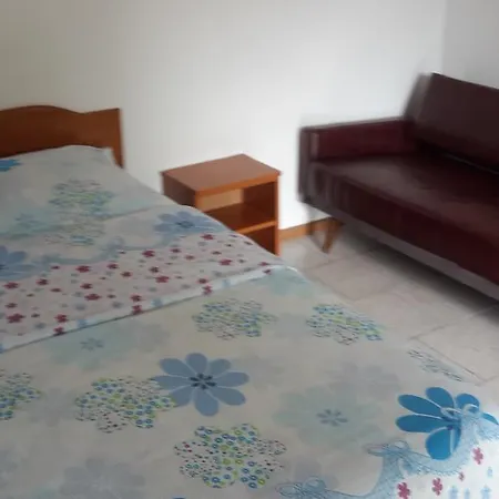 Casa Dexter 3*